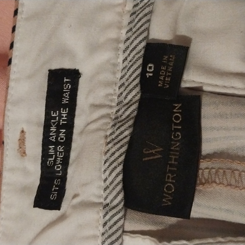 Capris - Picture 2 of 2